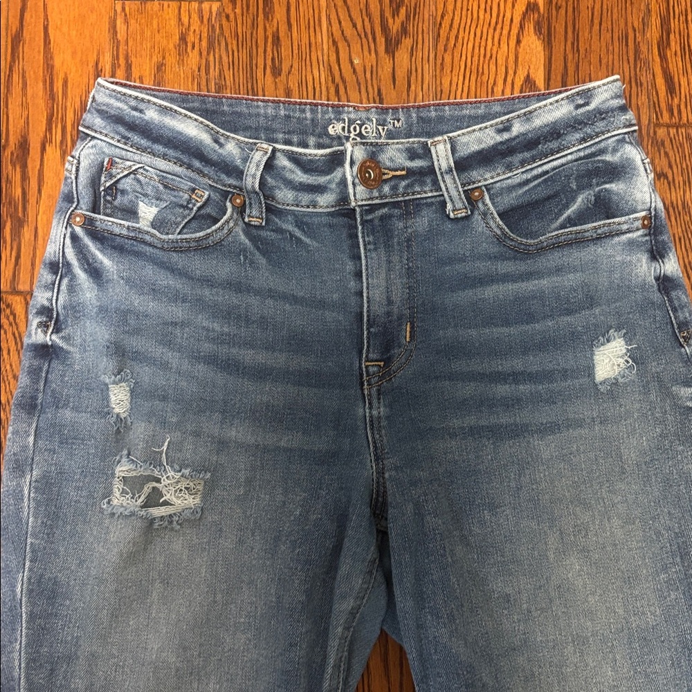Edgely Ripped Ankle Jeans Women’s Size: 10 - Picture 2 of 7